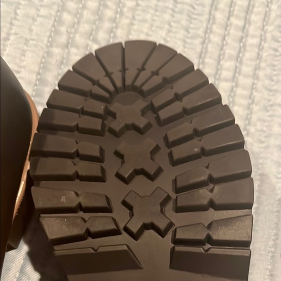 Dolce Vita Black Leather Loafers with Classic Design - Picture 4 of 5